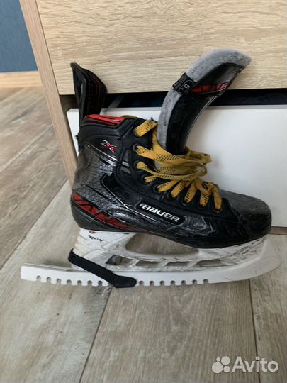 Хоккейные коньки bauer