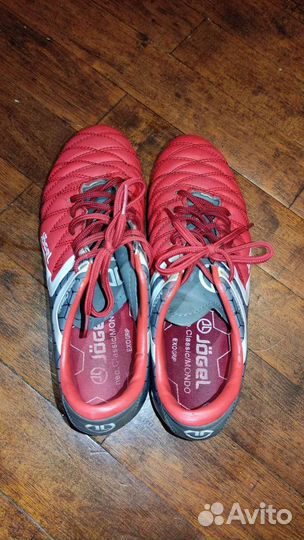 Футбольные бутсы