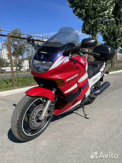Honda CBR1000F, 1995г Без пробега по РФ