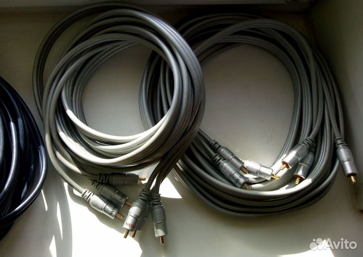 Акустические и видео кабели Luxmann для Hi Fi