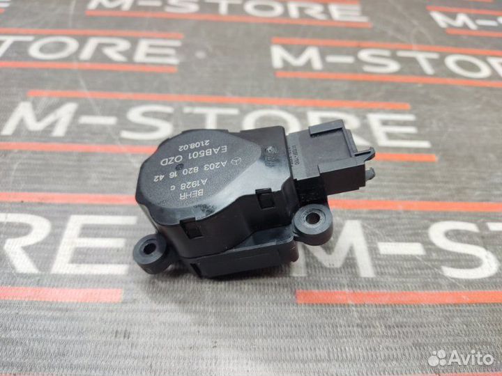 Привод заслонки отопителя Mercedes-Benz E-Class