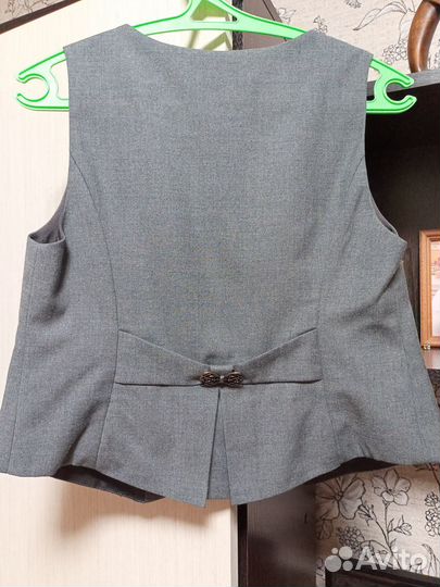 Жилет школьный для девочки 146