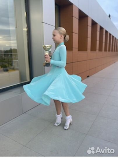 Рейтинговое платье для бальных танцев