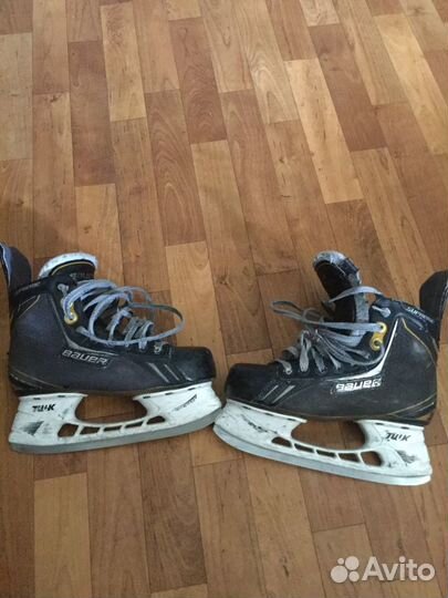 Коньки хоккейные