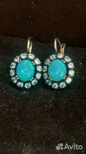 Серебряные серьги с опалом