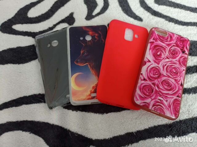 Чехлы для телефонов