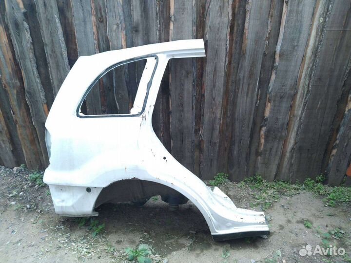 Крыло заднее правое RAV4 2001