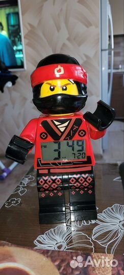 Часы будильник lego