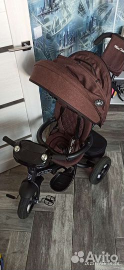 Детский велосипед с родительской ручкой