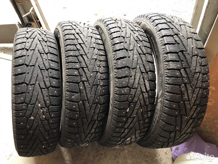 Nexen Winguard Spike SUV 215/70 R16