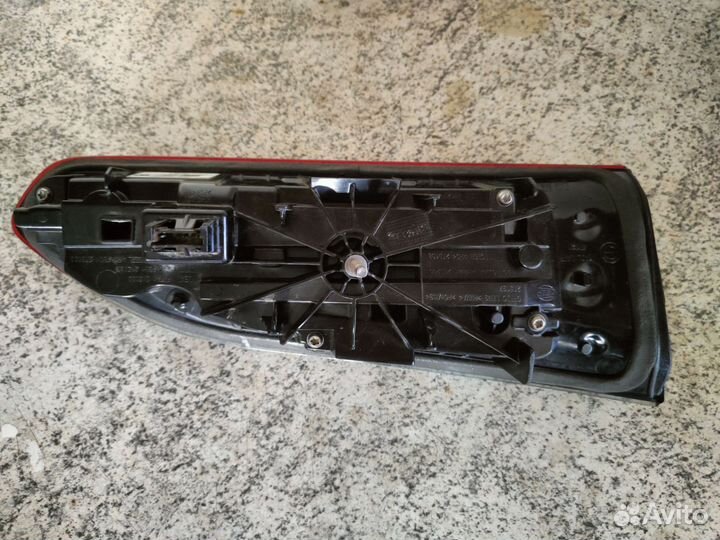 Фонарь задний правый BMW X4 GO2