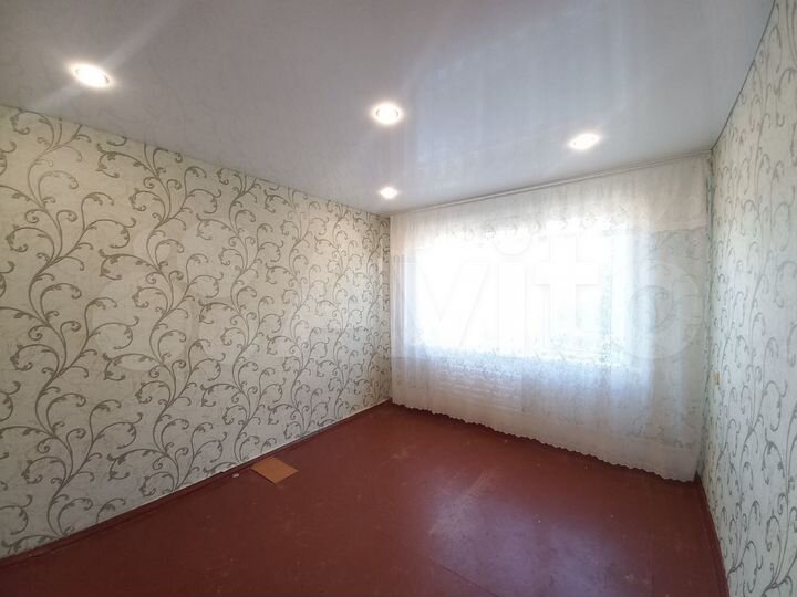 Комната 12 м² в 4-к., 3/9 эт.