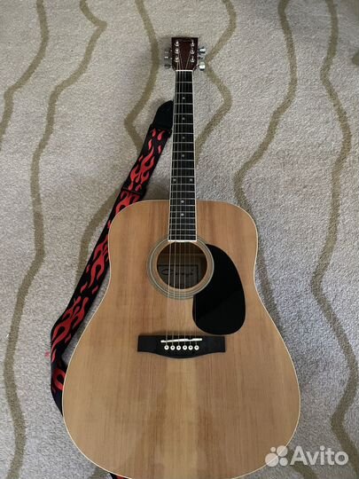 Акустическая гитара