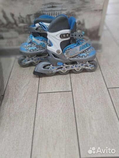 Коньки роликовые