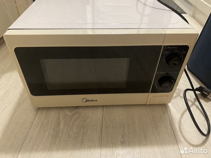 Микроволновая печь Midea