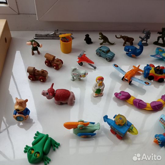 Игрушки из киндера