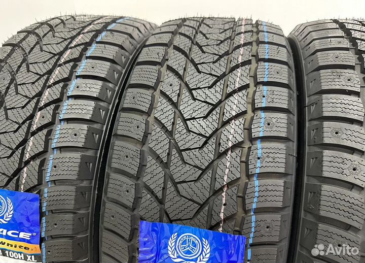 Tri Ace Snow White II 245/45 R18 28H