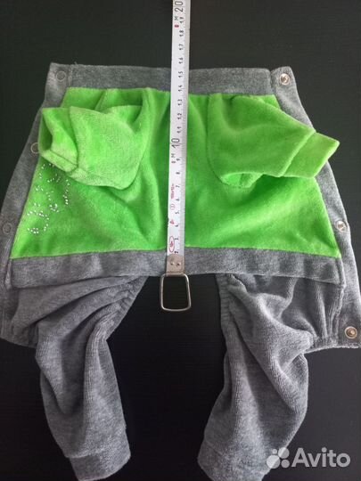 Комбинезон велюровый на очень маленькую собачку