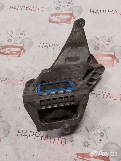 Подушка двс VW Passat B6