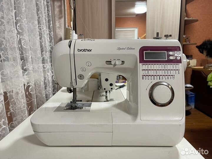 Швейная машина Brother innov is
