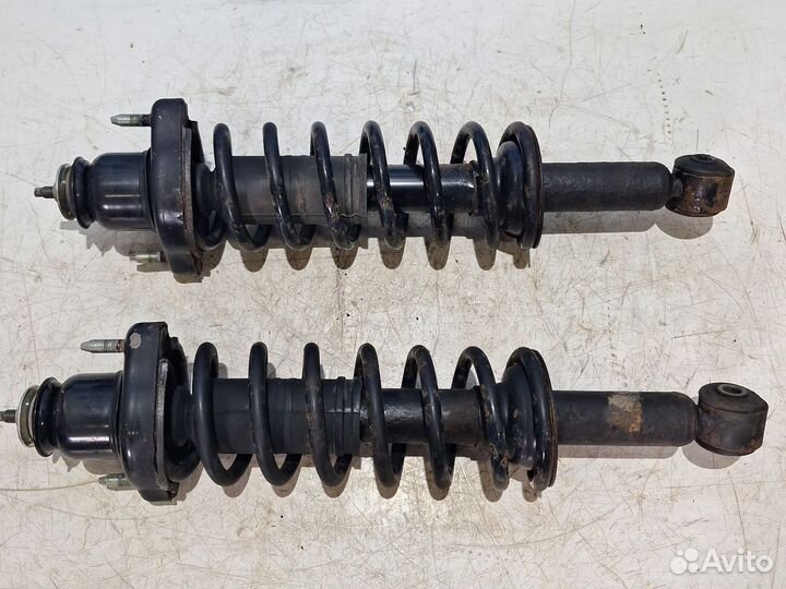 Стойка амортизатора задняя Митсубиси ASX 2014