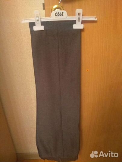 Школьный костюм серого цвета,разм 128