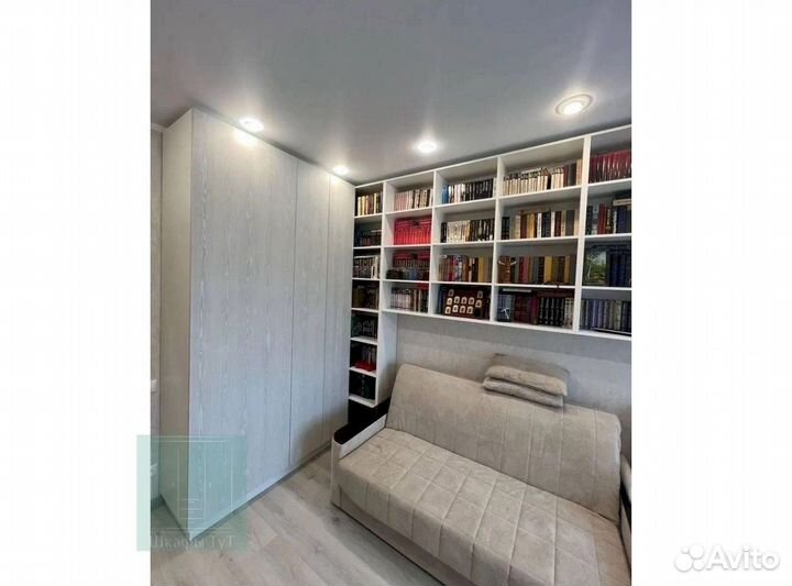 Шкаф в детскую