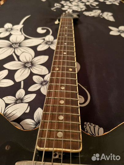 Гитара. Jolana