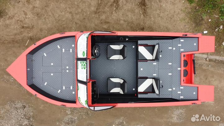 Алюминиевая моторная лодка 