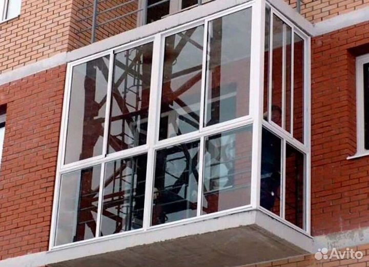 Остекление балконов и лоджий под ключ M4424