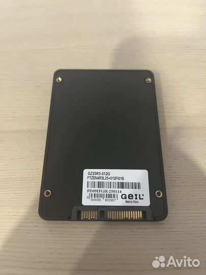 SSD Geil Zenith R3 на 512GB (Как новый)