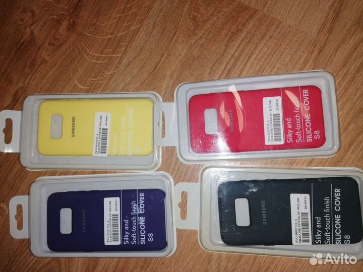 Чехлы на телефон