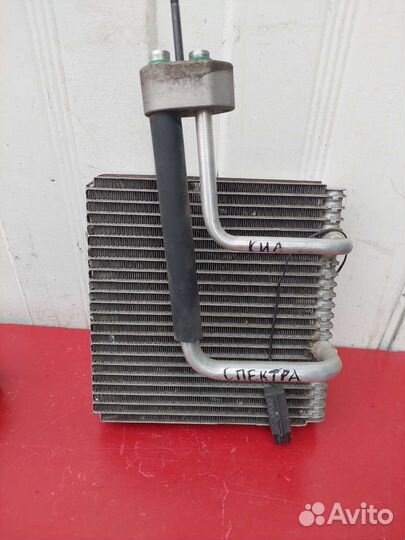 Испаритель кондиционера Kia Spectra