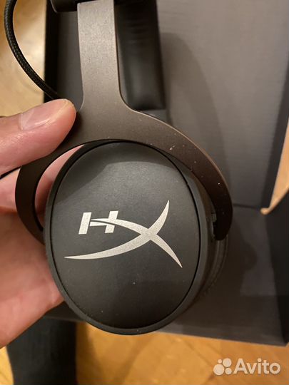 Беспроводные наушники HyperX Cloud MIX