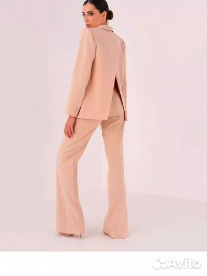 Брючный костюм женский новый