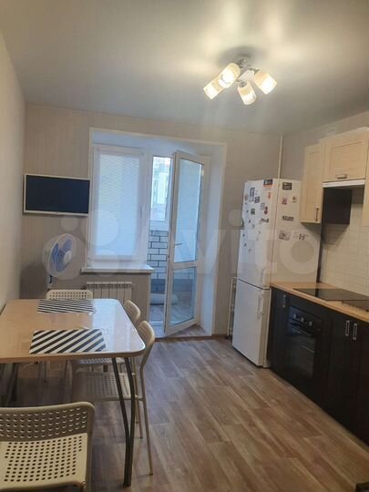 1-к. квартира, 42 м², 6/10 эт.