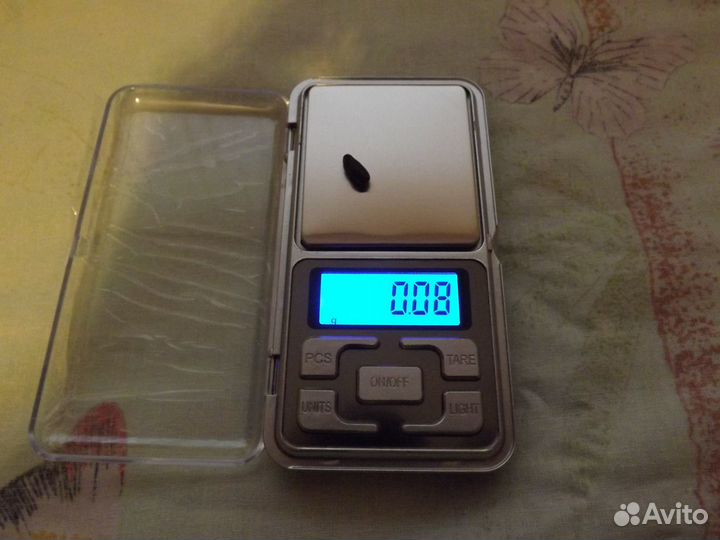 Очень точные весы 0.01г. на 500г