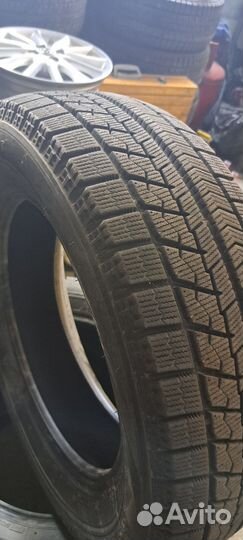 Bridgestone Blizzak VRX 185/65 R15