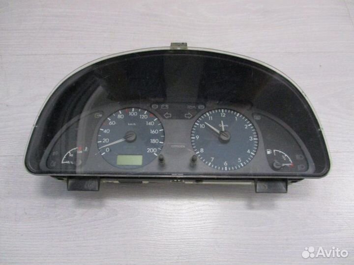 Щиток приборов Citroen Xsara 1.6 2000