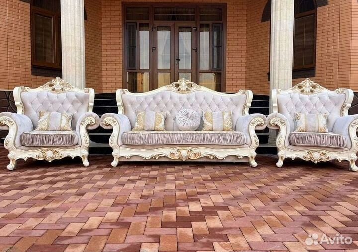 Диван в офис