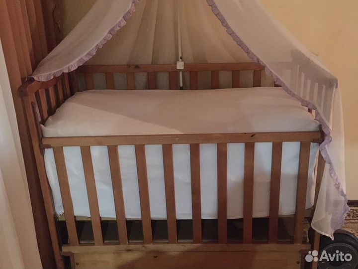 Детский кровать