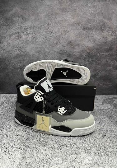 Кроссовки Nike air Jordan 4