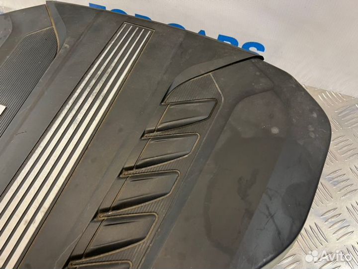 Декоративная крышка двс Bmw X5 E70 N57 2012