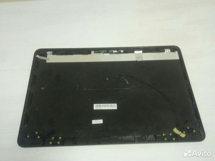 Крышка матрицы (экрана) Asus x556u