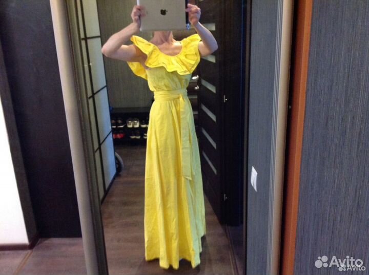 Новое желтое платье длинное