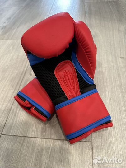 Боксерские перчатки детские 4 oz Everlast