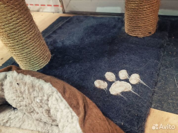 Кошачий домик и лежанка 45х45