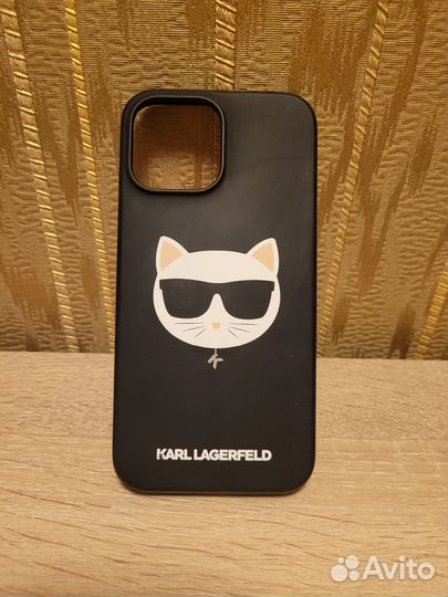 Силиконовый чехол для iPhone 13 Pro Max