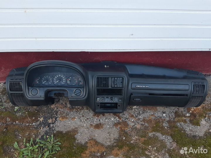 Передняя панель газ 3110