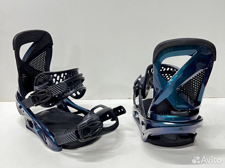 Крепления для сноуборда burton lexa M